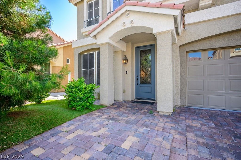 10153 Cascadia Creek Street — photo 3