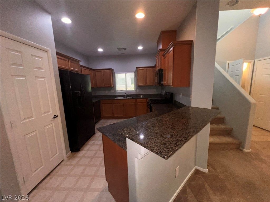 9564 Vega Carpio Avenue — photo 5 of 22