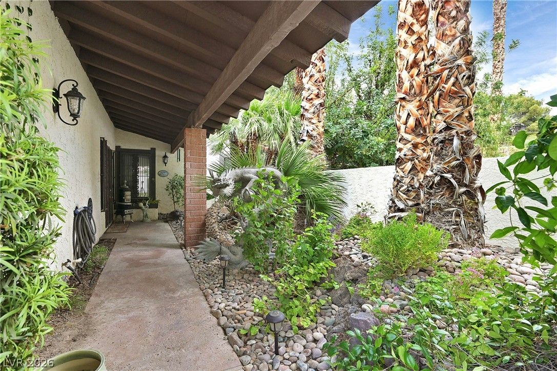 3016 Calle De Laredo — photo 2