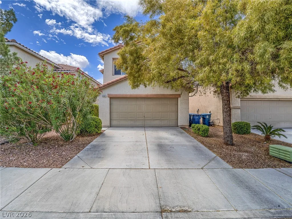 6581 Sunset Pines Street — photo 2