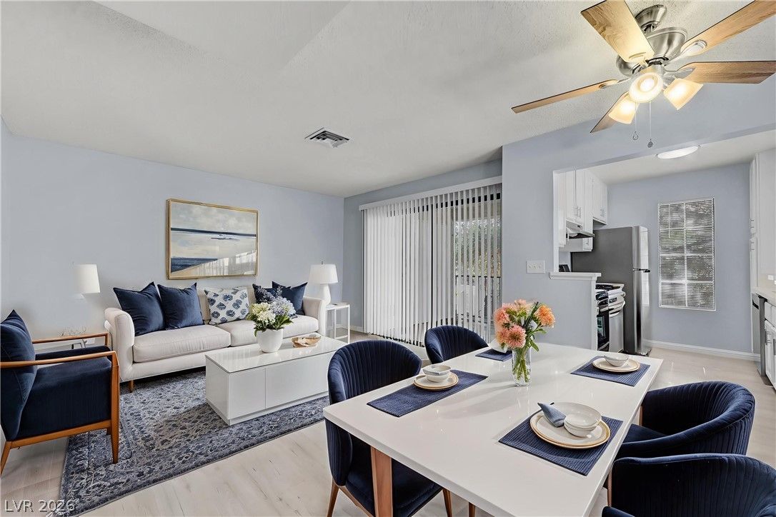 4730 Nara Vista Way 202 — photo 4