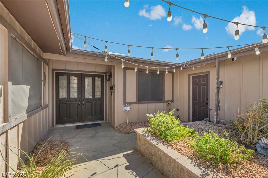 5305 Westleigh Avenue — photo 4 of 27