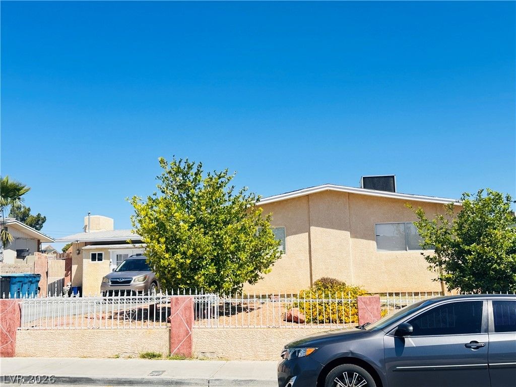 6952 Peggy Drive — photo 4 of 4