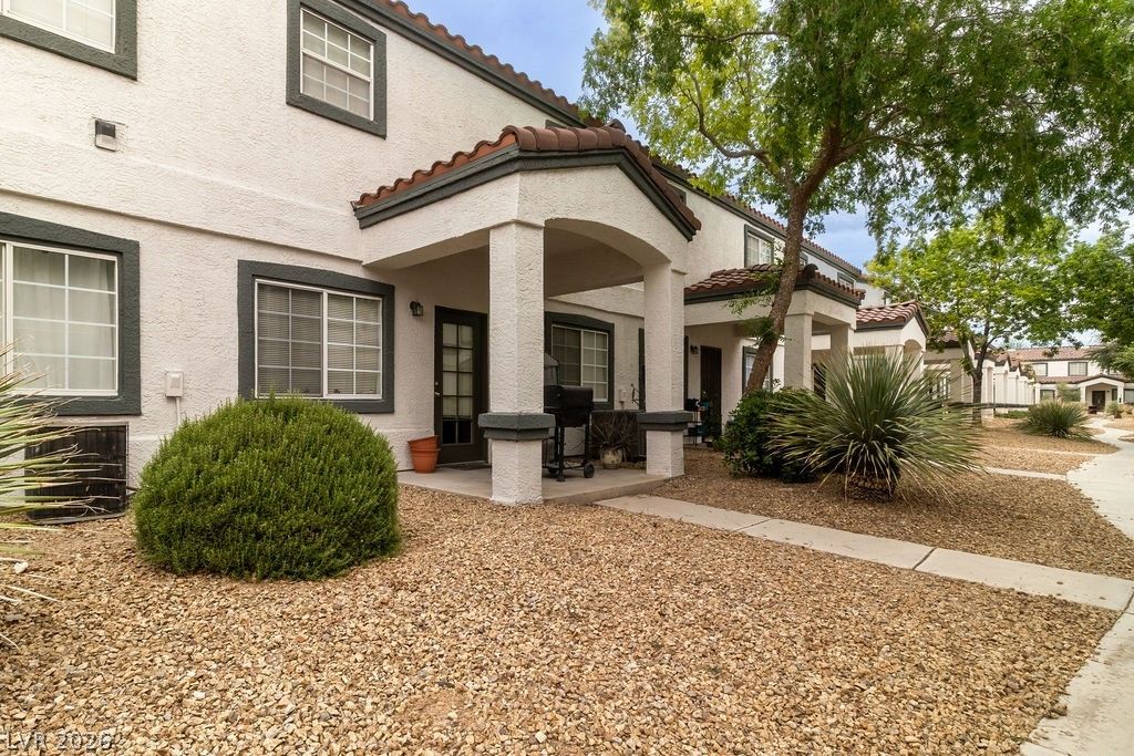 5330 East Charleston Boulevard 99 — photo 3