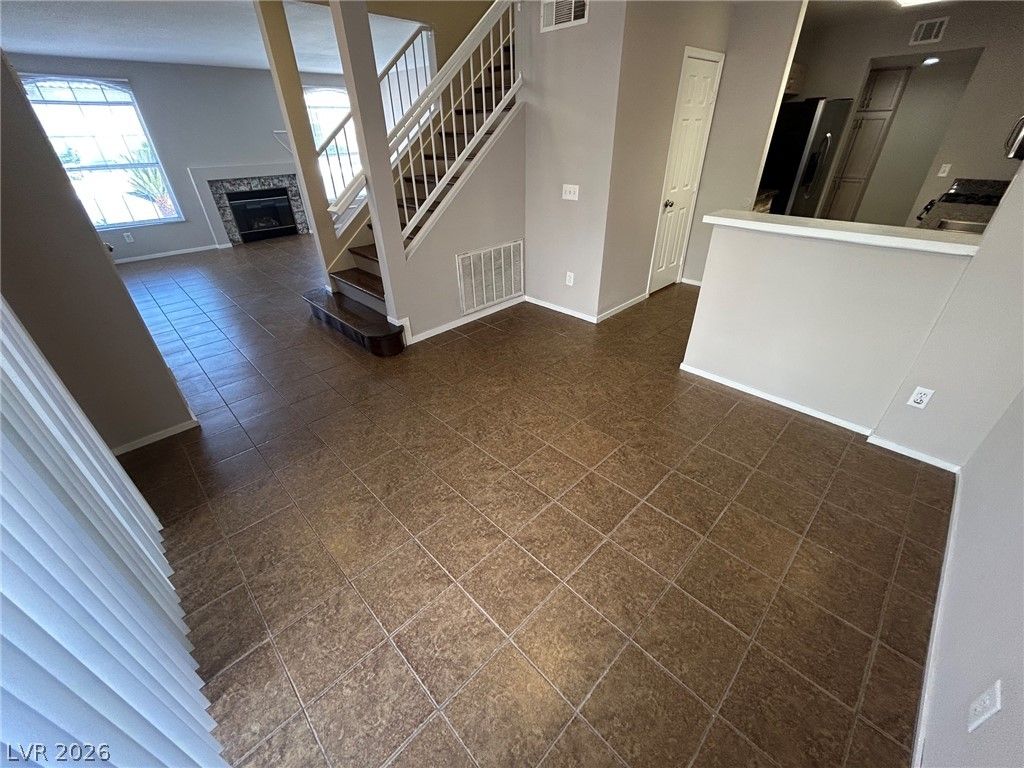 8456 Indigo Sky Avenue — photo 3 of 27