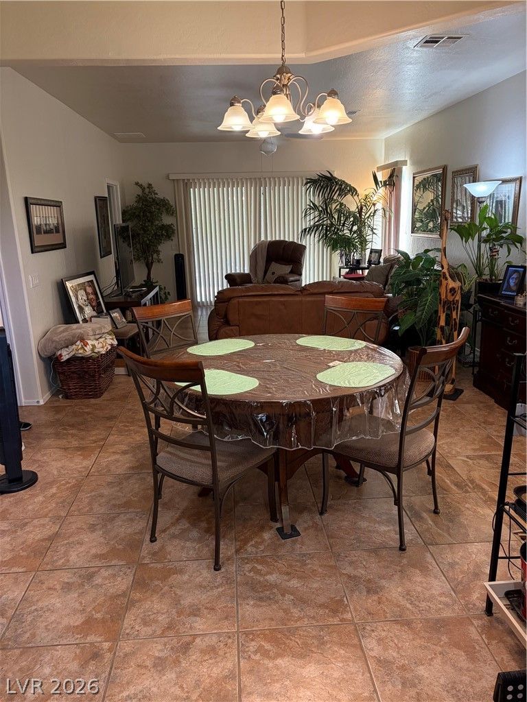 6131 Saddle Horse Avenue — photo 5
