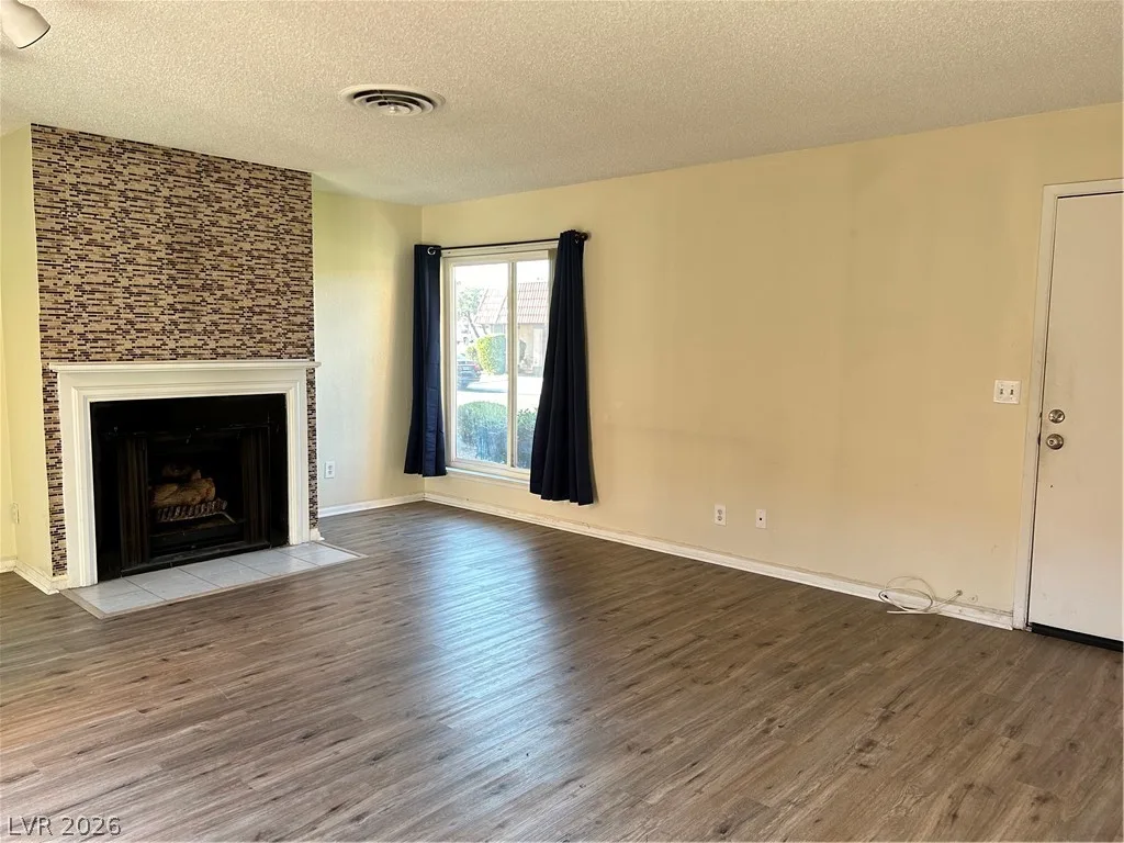 6417 Ironbark Lane — photo 2
