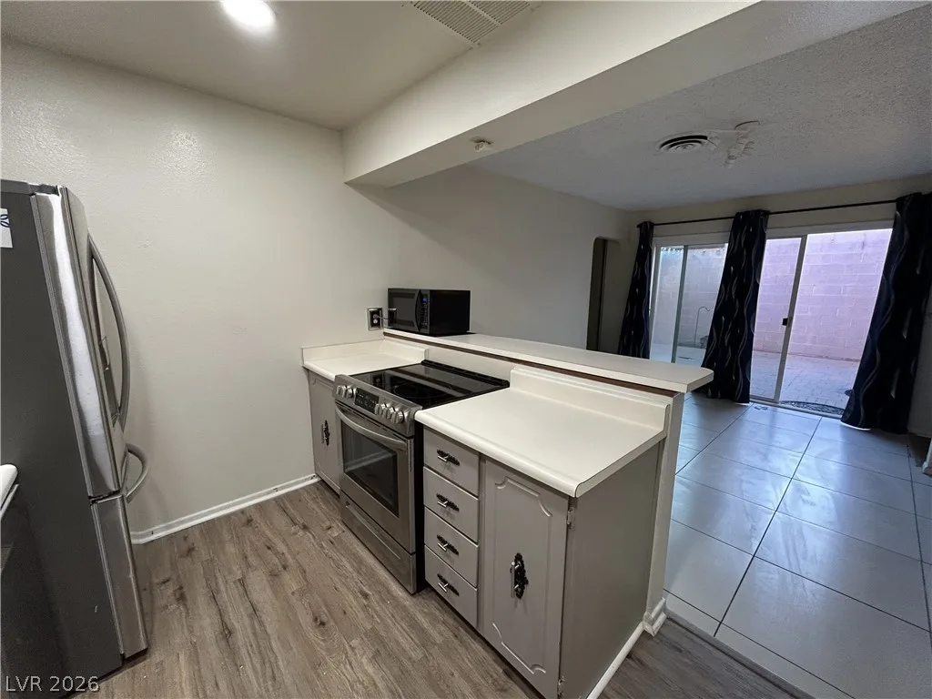 6417 Ironbark Lane — photo 4