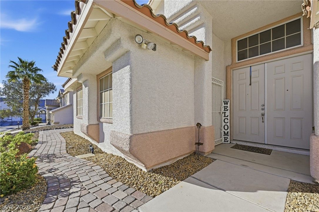 6780 Vintage Highlands Lane — photo 3