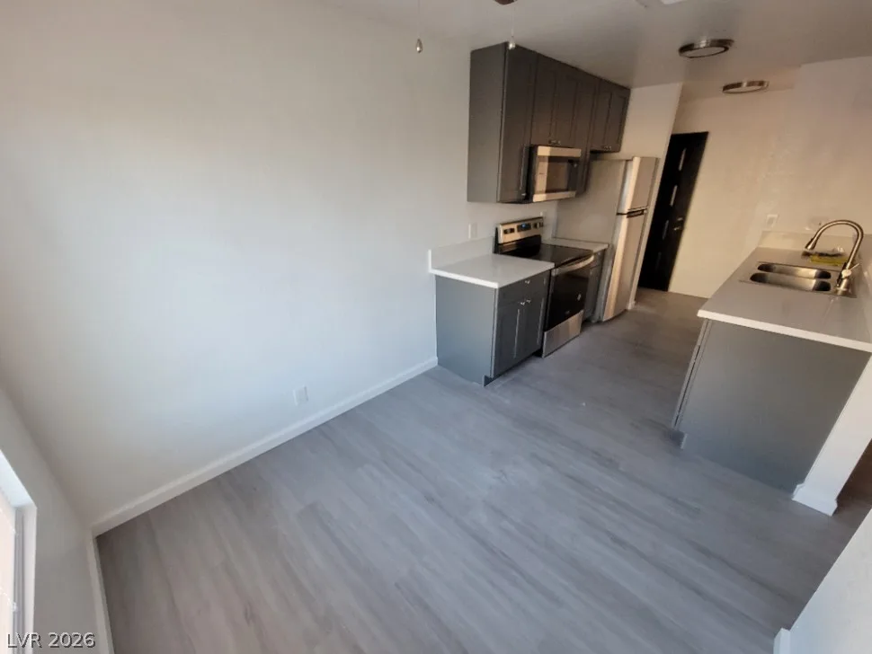 2771 MOUNTAIN VISTA Street B — photo 4