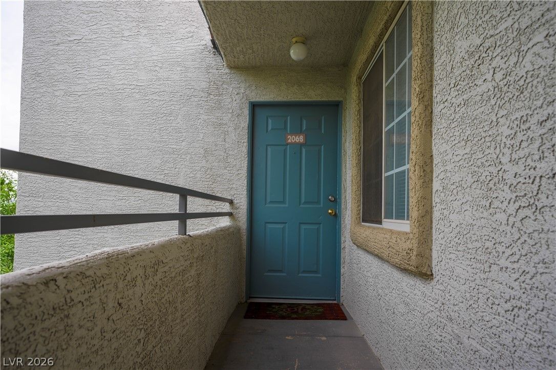 3318 North Decatur Boulevard 2068 — photo 2 of 25
