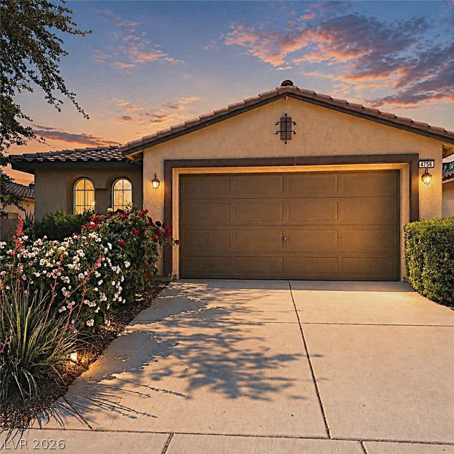 4756 South Adriano Way — photo 5