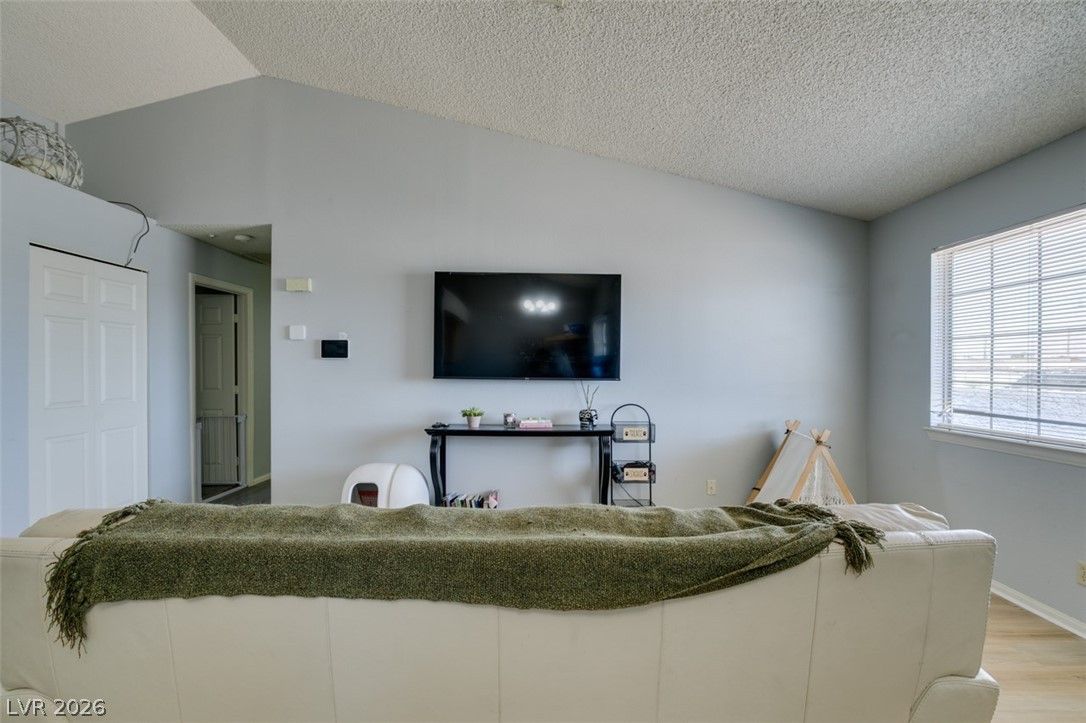 5335 Rod Court 104 — photo 5