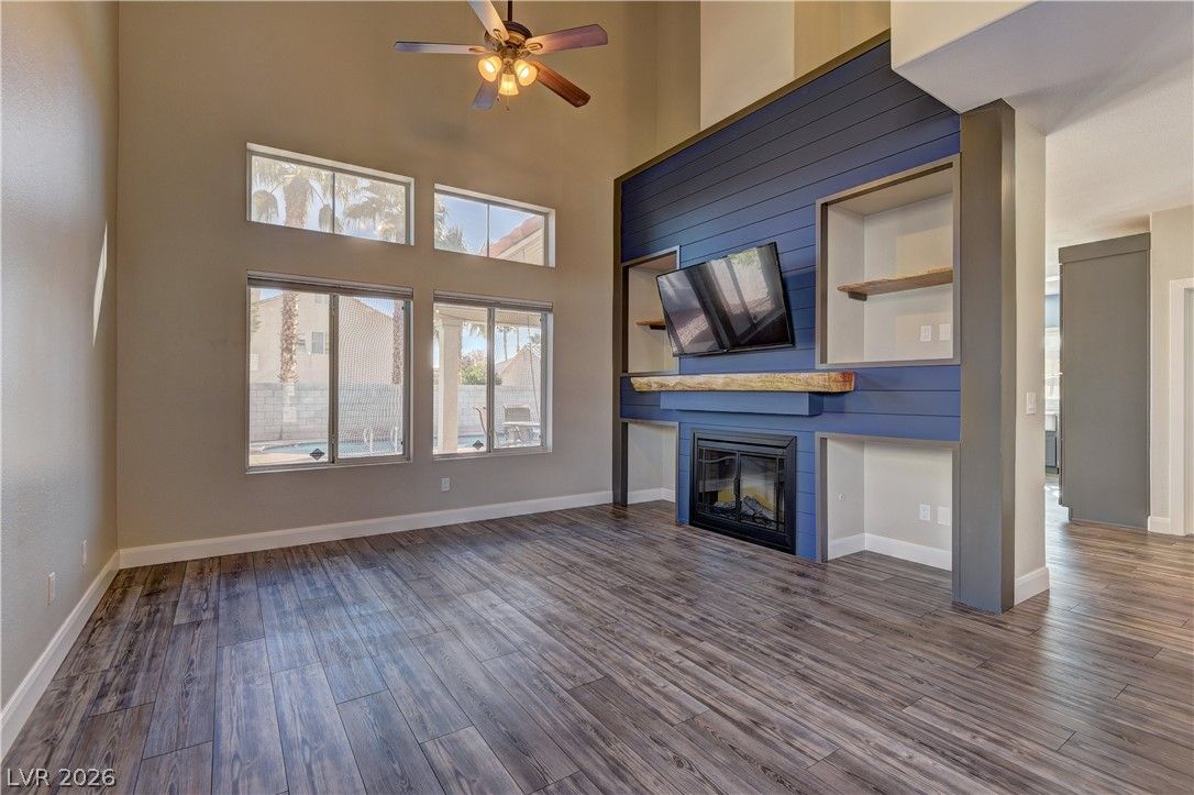 260 Corvallis Court — photo 3 of 21