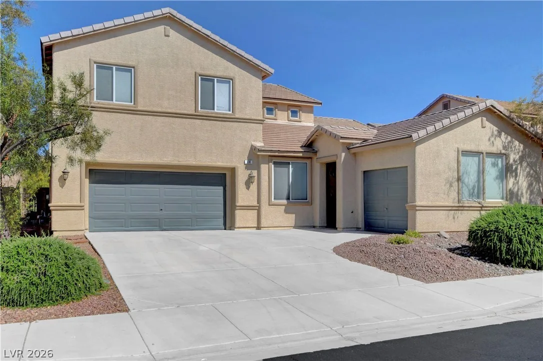 338 Shimmering Moon Street — photo 2