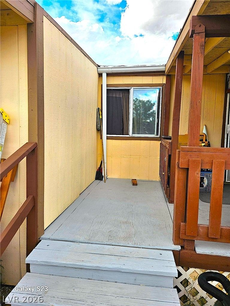 550 Alaska Way — photo 4 of 8