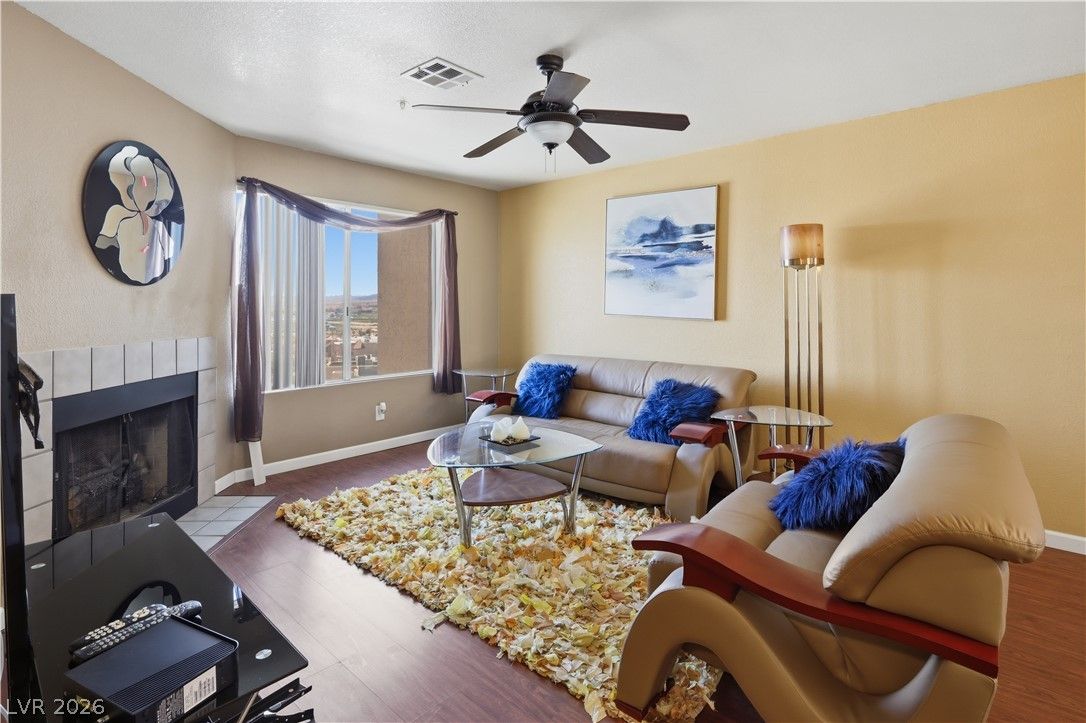 2068 Mesquite Lane 301 — photo 4