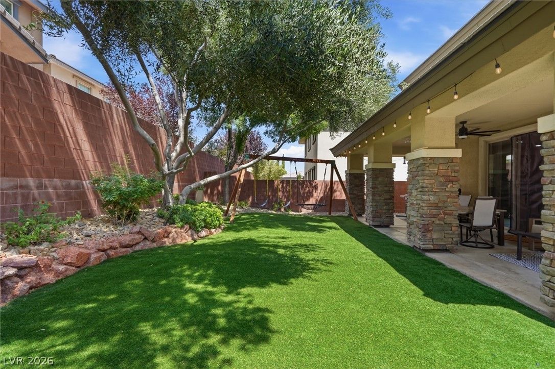 10558 Harvest Green Way — photo 2