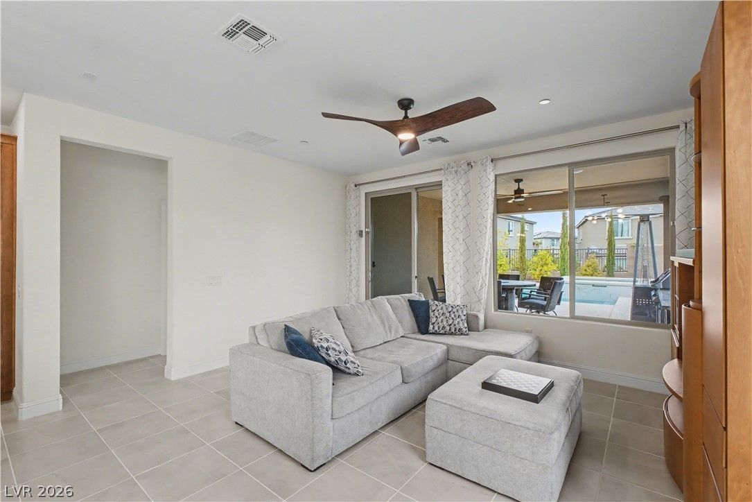 12434 Foxtail Run Avenue — photo 5
