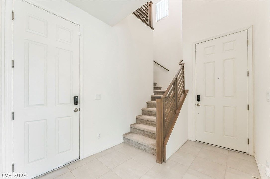 4546 Nicotra Valley Street — photo 5