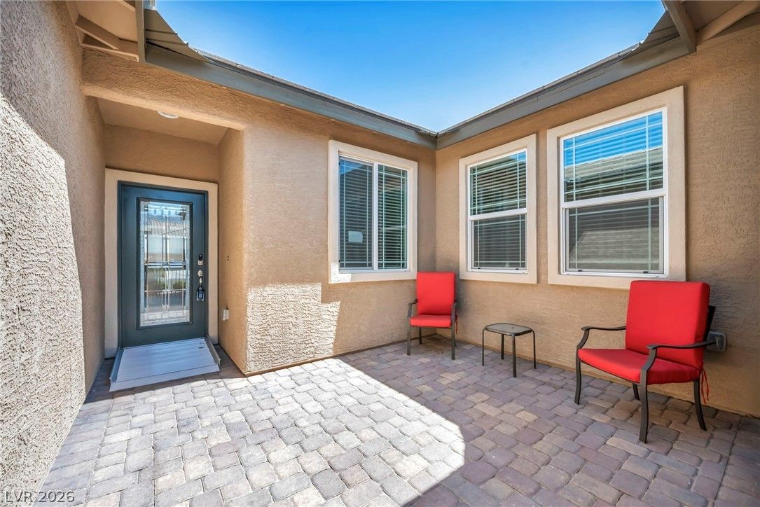 6928 Laurel Falls Court — photo 3