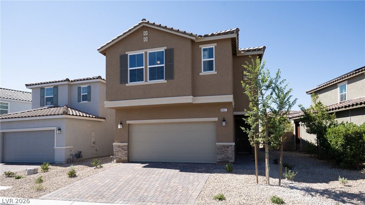 8447 Vacarez Drive — photo 3