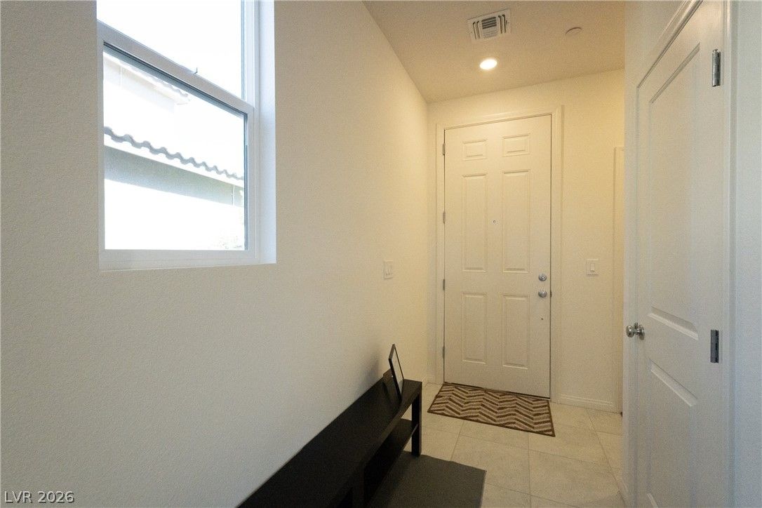 8447 Vacarez Drive — photo 5