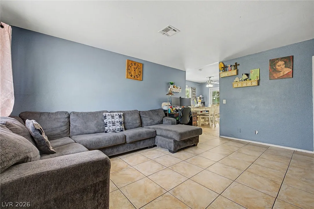 4533 Sherrill Avenue — photo 4
