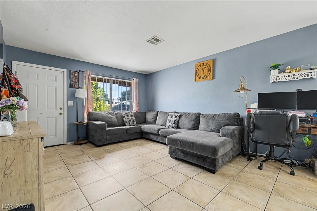 4533 Sherrill Avenue — photo 5