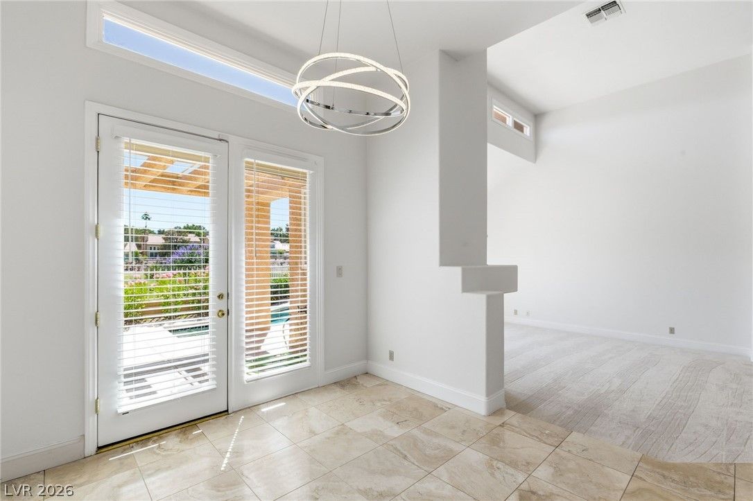7943 Harbour Towne Avenue — photo 5