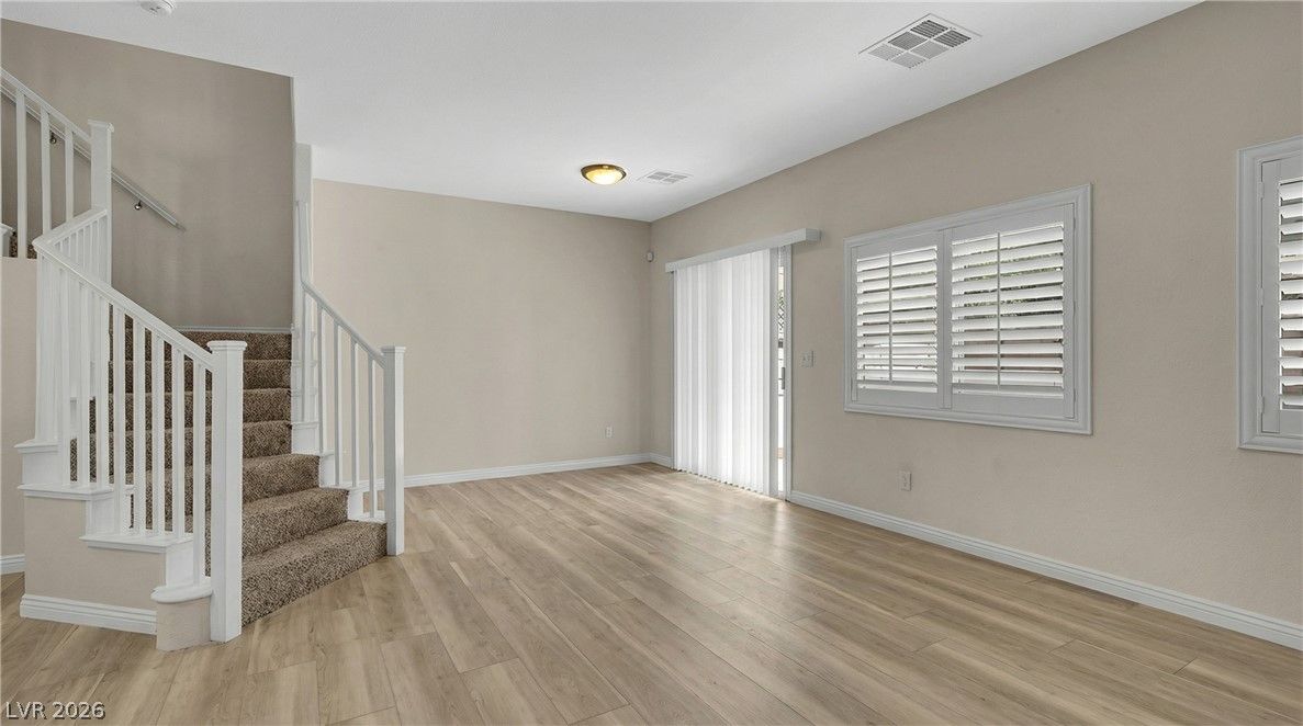 8649 Horizon Wind Avenue 102 — photo 5 of 5
