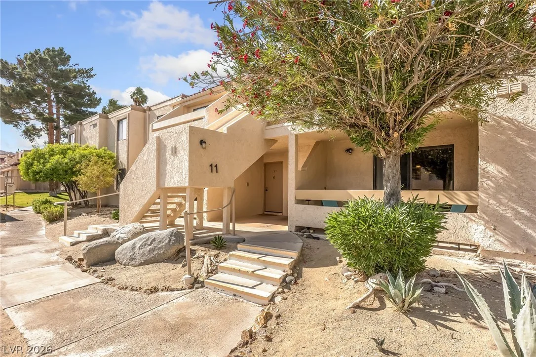 3811 Desert Marina Drive 129 — photo 2