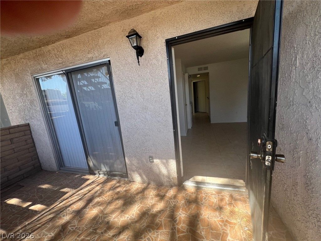2781 ELDORA Circle B — photo 4