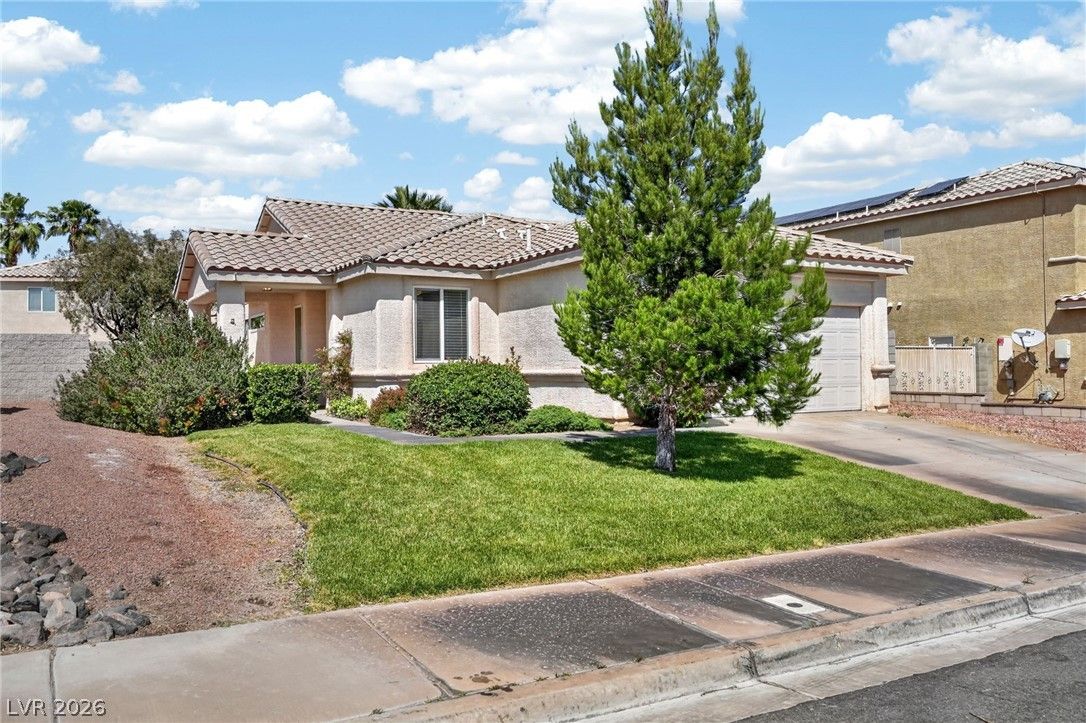 261 Ventana Heights Street — photo 3 of 36