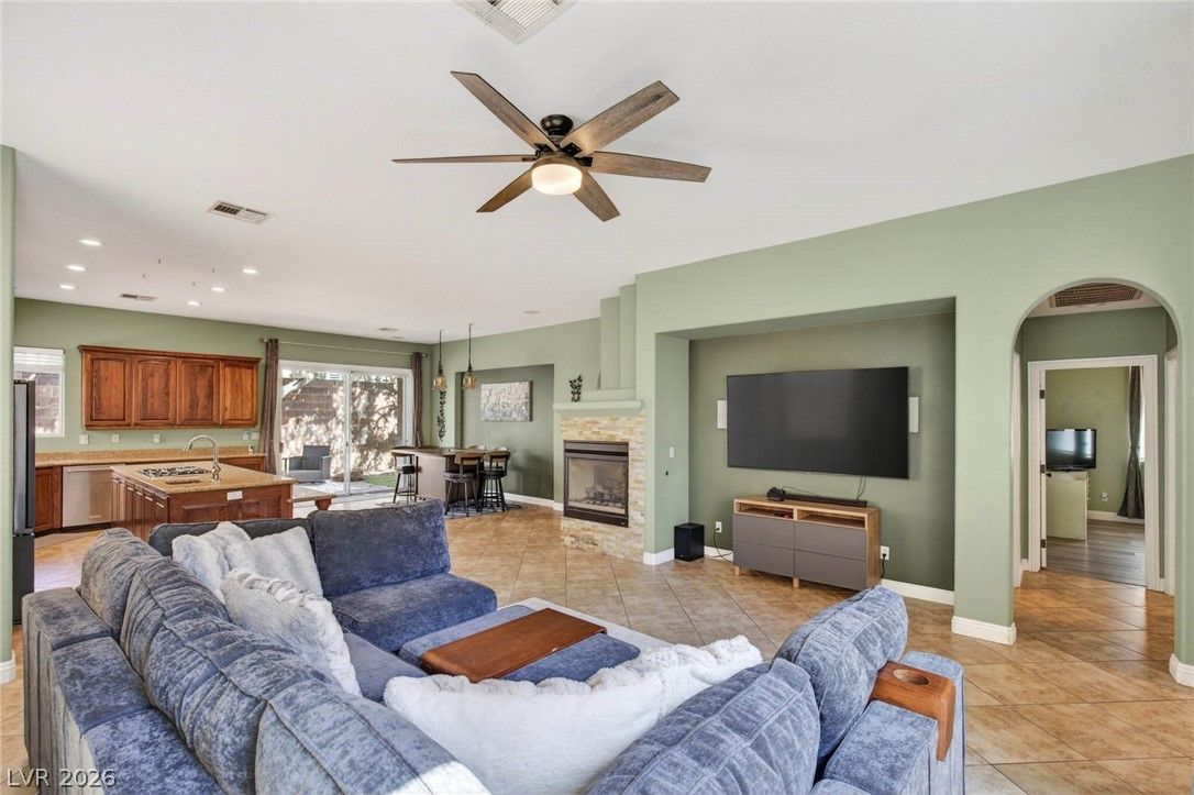 1020 Via Gallia Street — photo 3