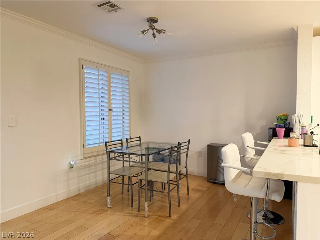 8452 Boseck Drive 186 — photo 5
