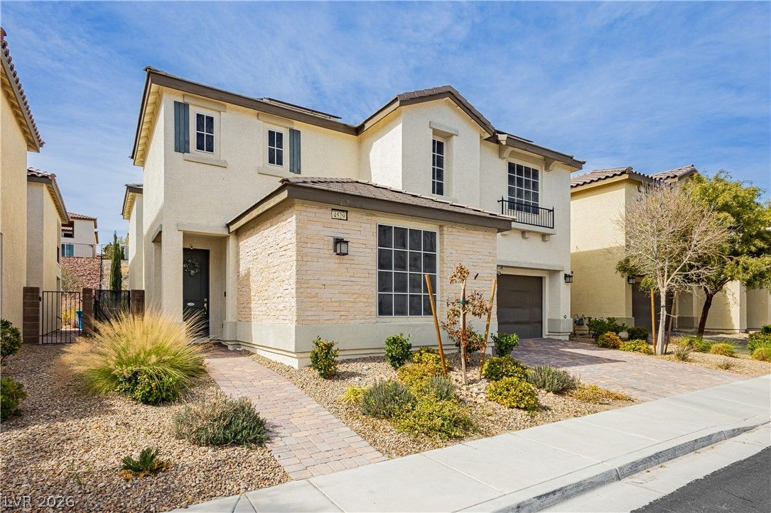 4529 Eagle Nest Peak Street — photo 2