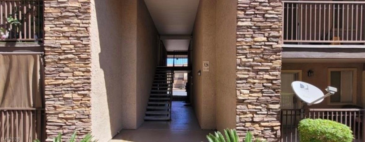 5295 Indian River Drive 305 — photo 2 of 29
