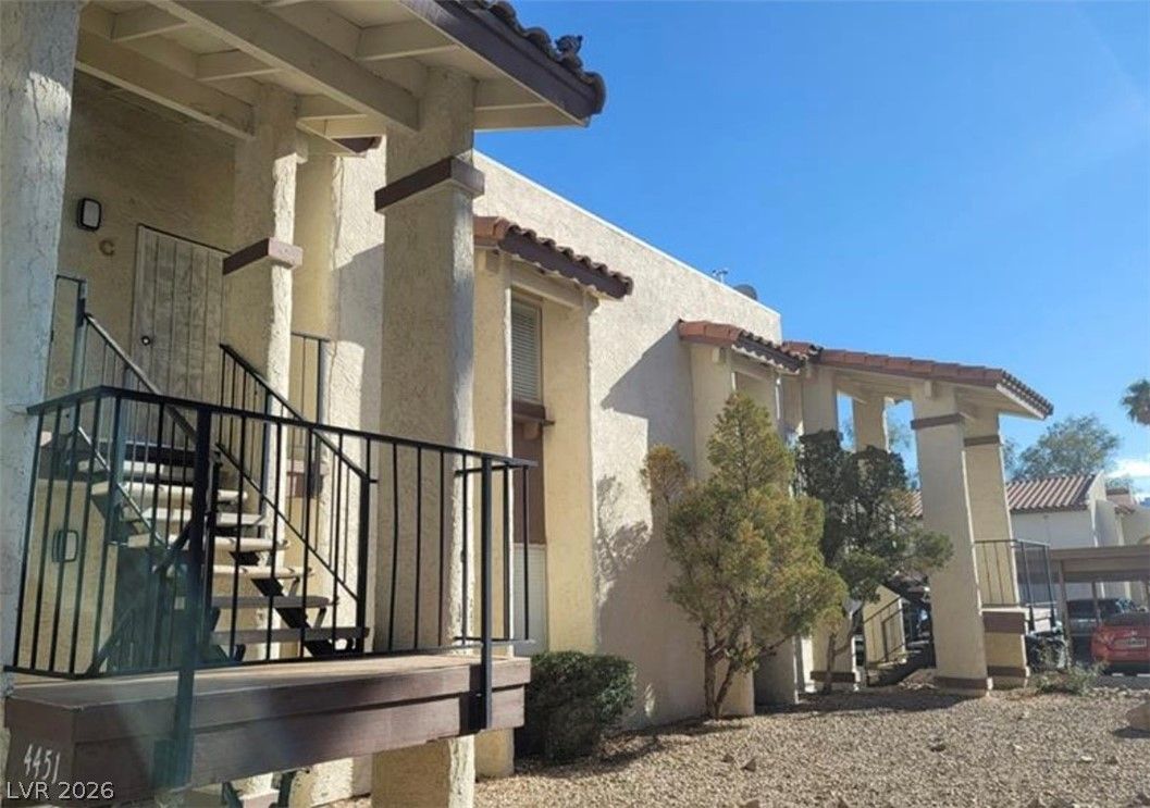 4451 Rich Drive D — photo 2