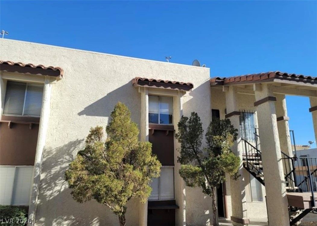 4451 Rich Drive D — photo 4