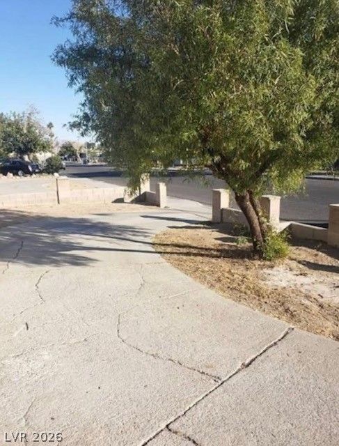 1936 Lawry Avenue — photo 4 of 19