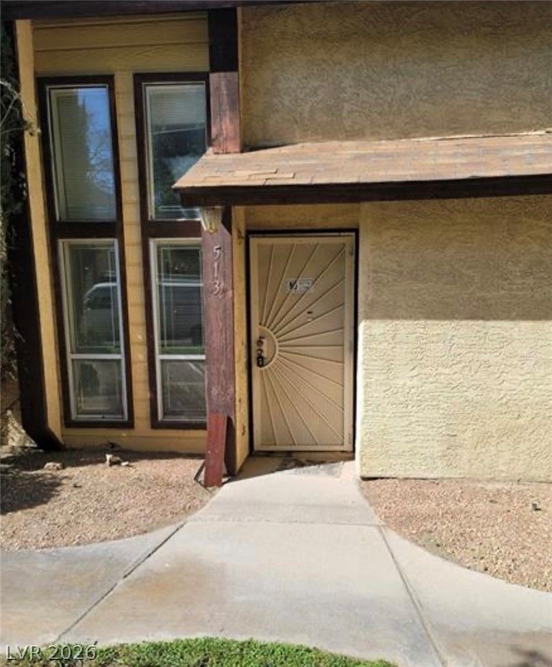 513 Kristin Lane — photo 3