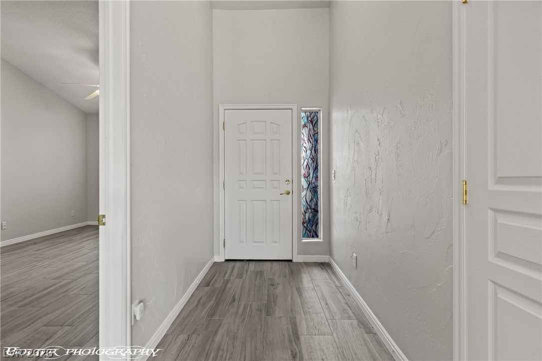 1186 Mohave Drive — photo 2