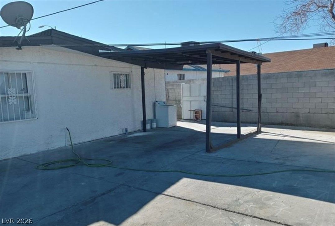 1316 Lawry Avenue — photo 2