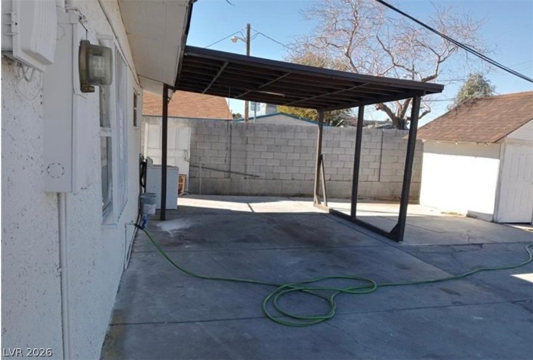 1316 Lawry Avenue — photo 3
