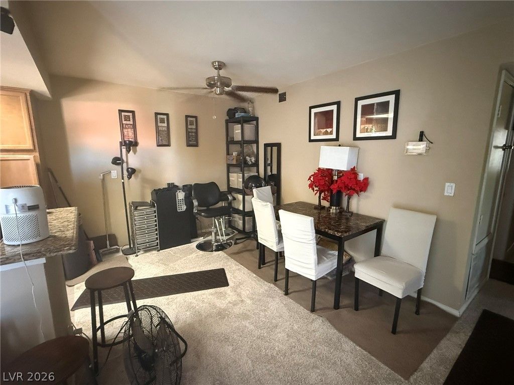 1455 East Katie Avenue L23 — photo 4