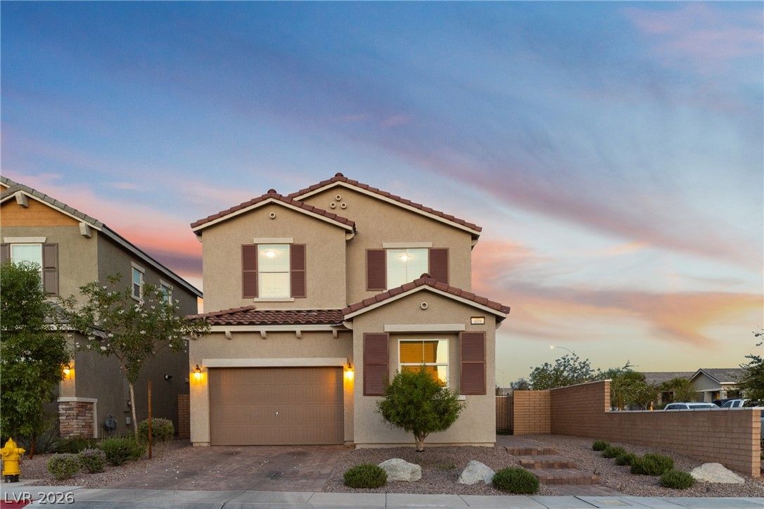 409 Desert Cadence Street — photo 2