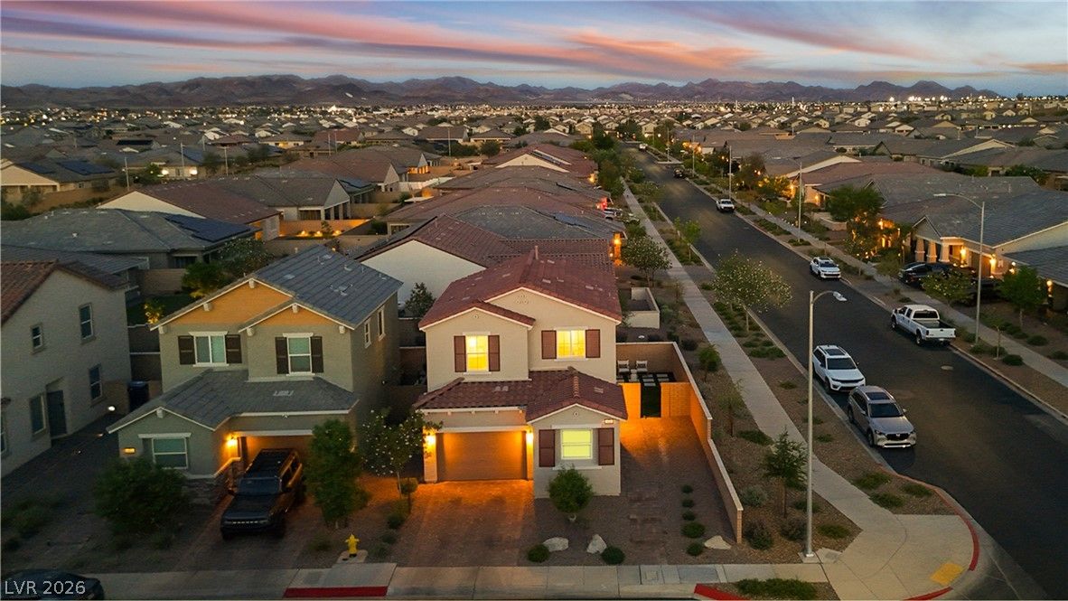 409 Desert Cadence Street — photo 3