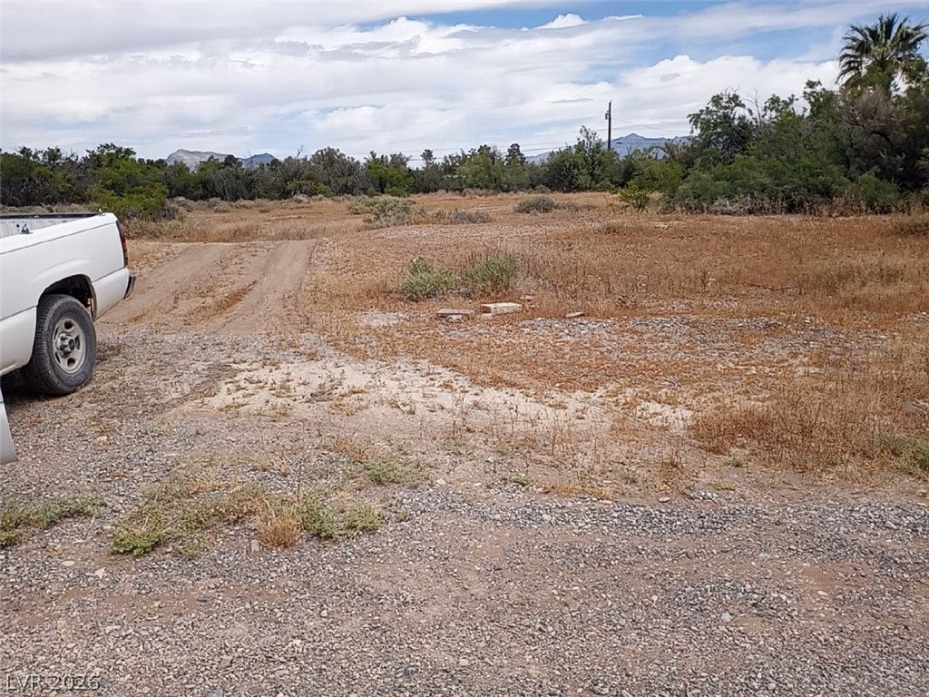 760 West Calvada Boulevard — photo 4 of 4