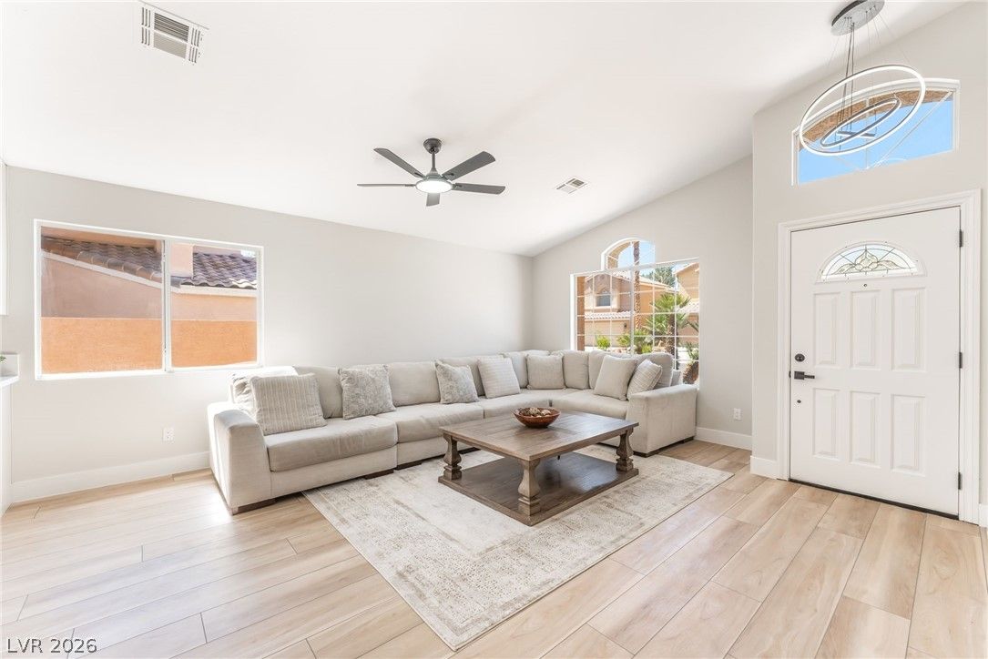 2128 Crestline Falls Place — photo 3